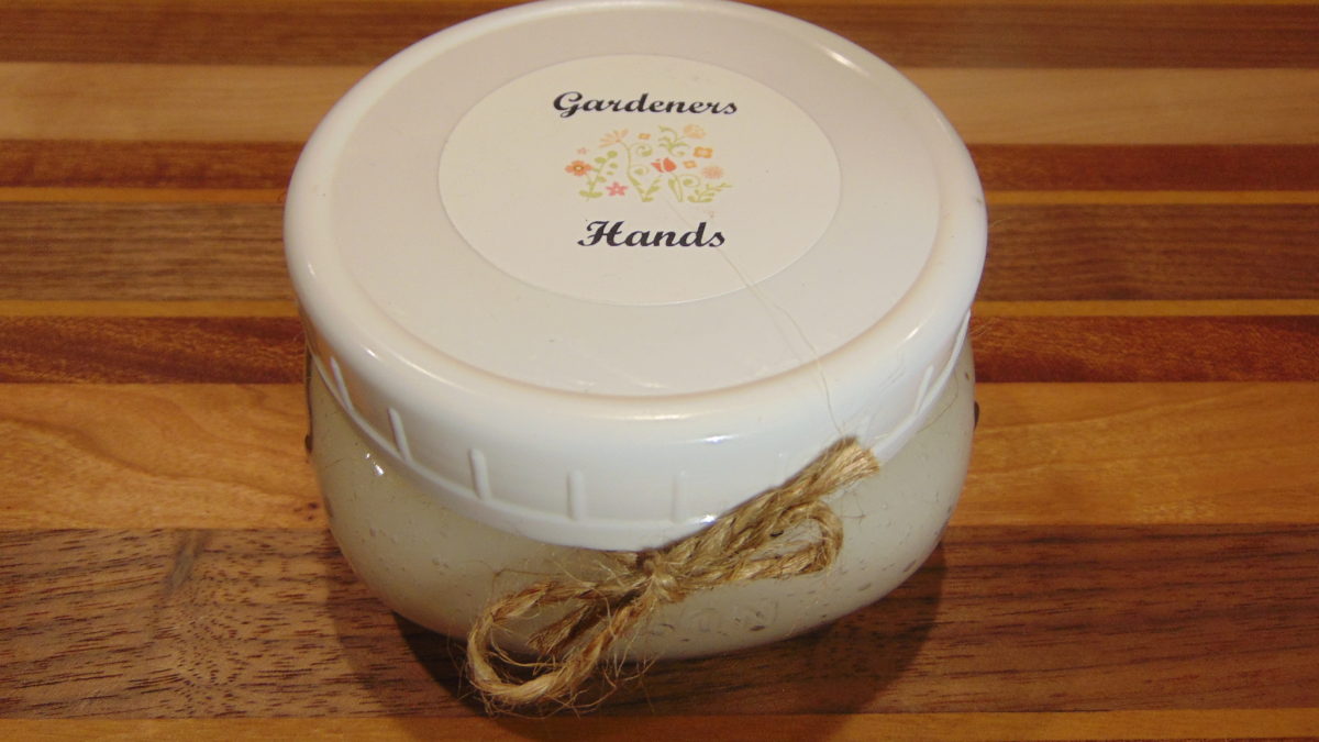 Gardeners Hands scrub in a jar